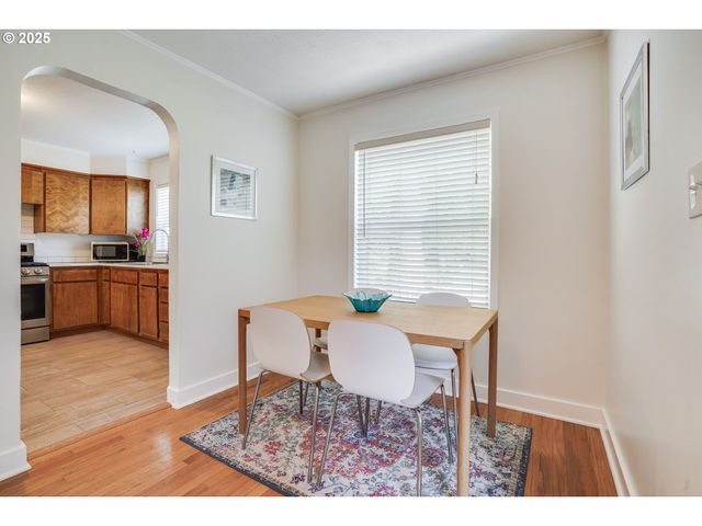 5319 Se HARNEY Dr, Portland, OR 97206