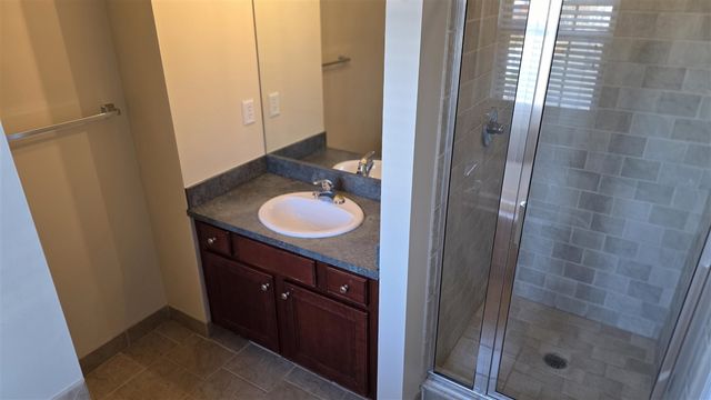 1449 Beachland Bldg: 1, Keego Harbor, MI 48320