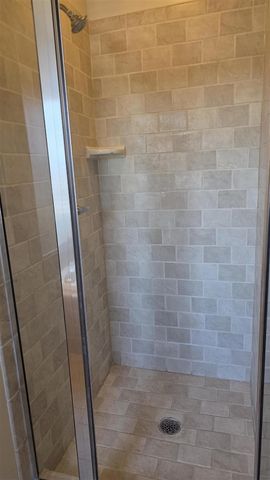 1449 Beachland Bldg: 1, Keego Harbor, MI 48320