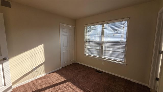 1449 Beachland Bldg: 1, Keego Harbor, MI 48320