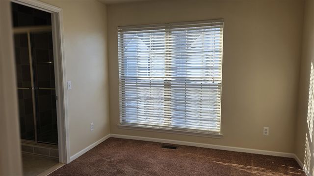 1449 Beachland Bldg: 1, Keego Harbor, MI 48320