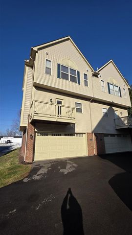 1449 Beachland Bldg: 1, Keego Harbor, MI 48320