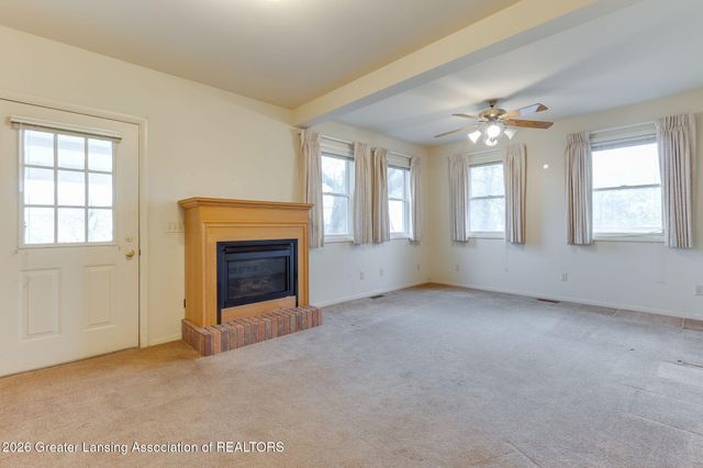 690 N Okemos Road, Mason, MI 48854