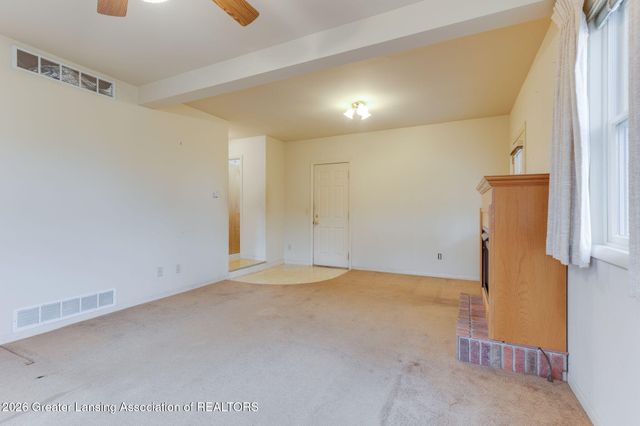 690 N Okemos Road, Mason, MI 48854