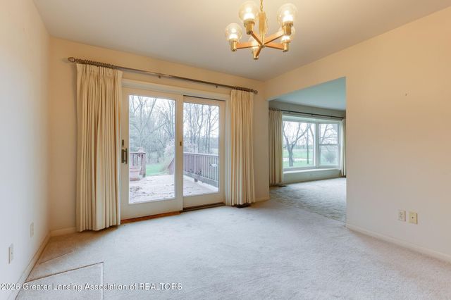 690 N Okemos Road, Mason, MI 48854