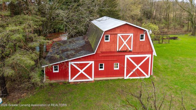 690 N Okemos Road, Mason, MI 48854