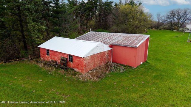 690 N Okemos Road, Mason, MI 48854