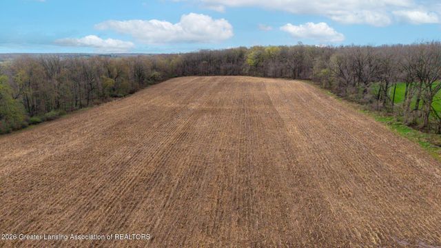690 N Okemos Road, Mason, MI 48854