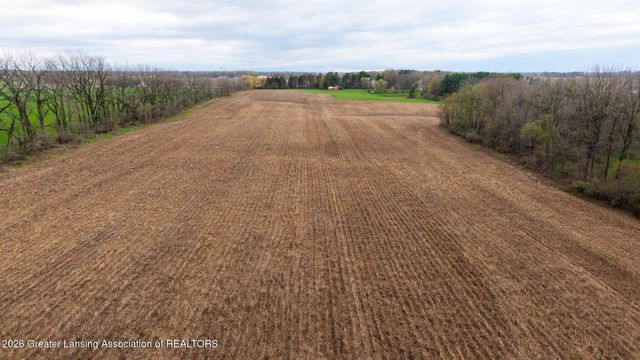 690 N Okemos Road, Mason, MI 48854