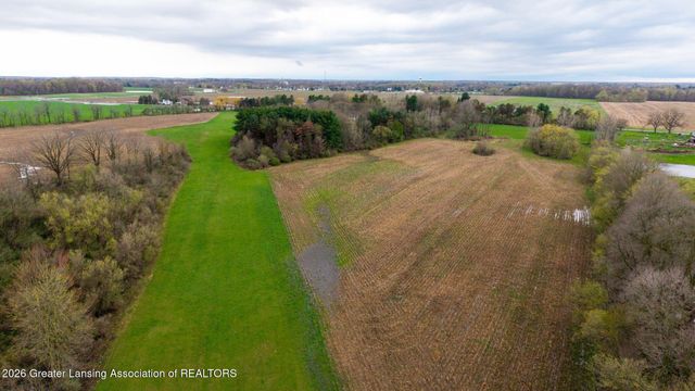 690 N Okemos Road, Mason, MI 48854