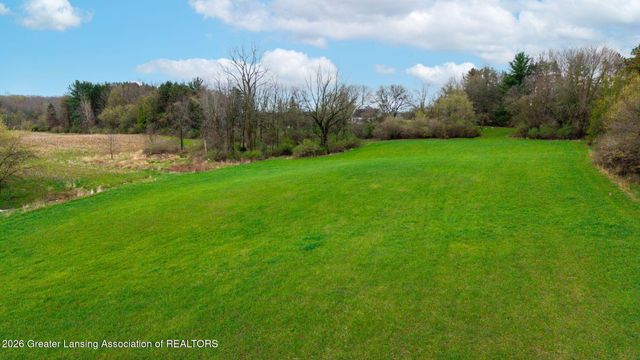 690 N Okemos Road, Mason, MI 48854