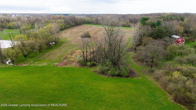 690 N Okemos Road, Mason, MI 48854