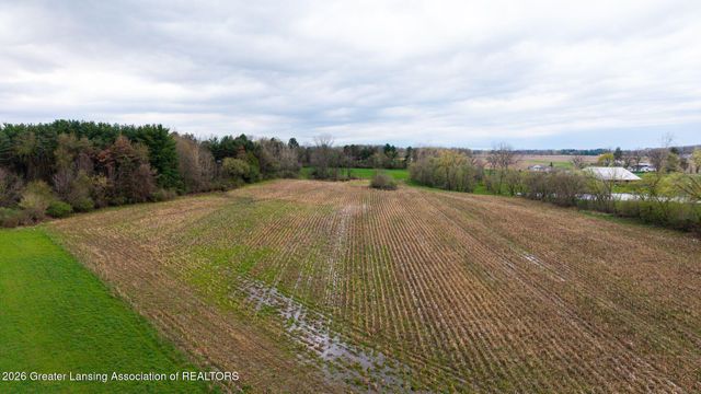 690 N Okemos Road, Mason, MI 48854