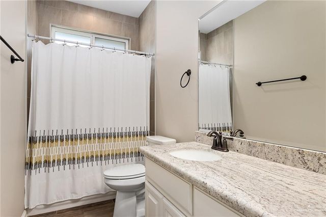 4400 Caddo Lane, Mcallen, TX 78504