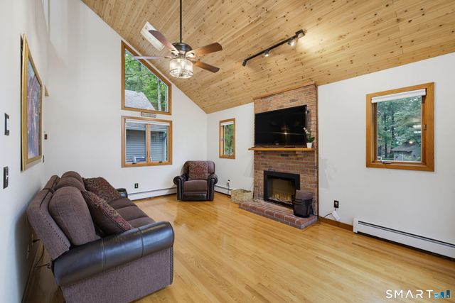 670 Quarry Road, Suffield, CT 06035