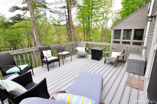 670 Quarry Road, Suffield, CT 06035