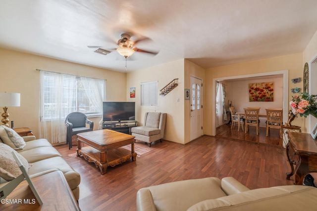 18049 Burbank Boulevard, Encino, CA 91316