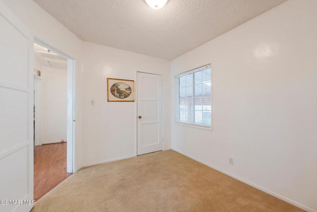 18049 Burbank Boulevard, Encino, CA 91316