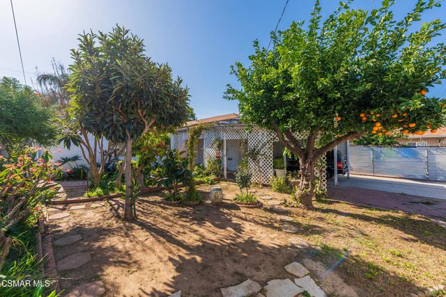 18049 Burbank Boulevard, Encino, CA 91316