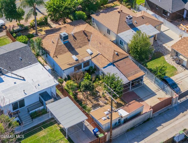 18049 Burbank Boulevard, Encino, CA 91316