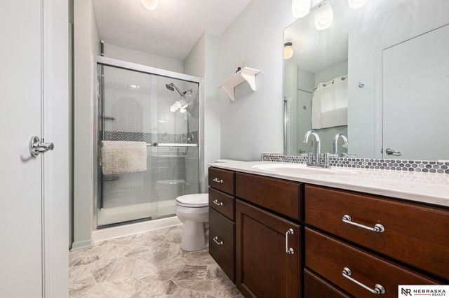 14529 Parker Street, Omaha, NE 68154