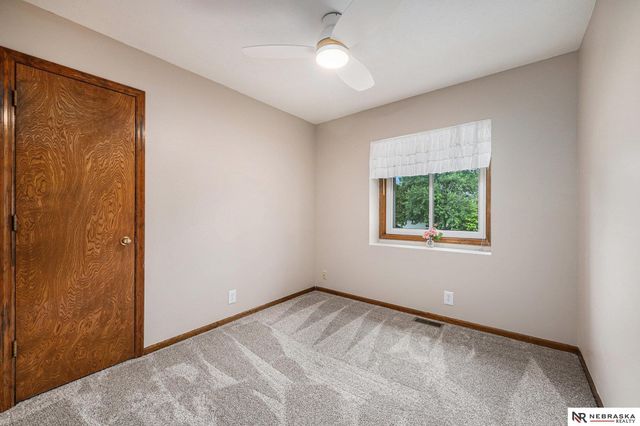 14529 Parker Street, Omaha, NE 68154