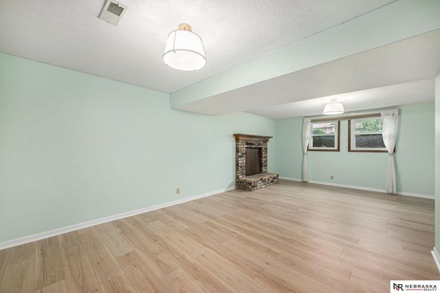 14529 Parker Street, Omaha, NE 68154