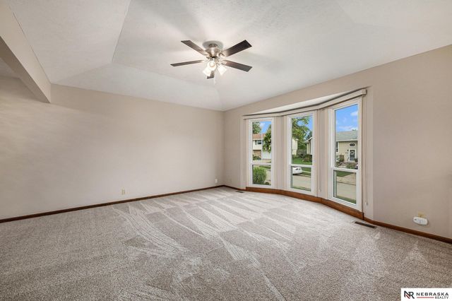 14529 Parker Street, Omaha, NE 68154