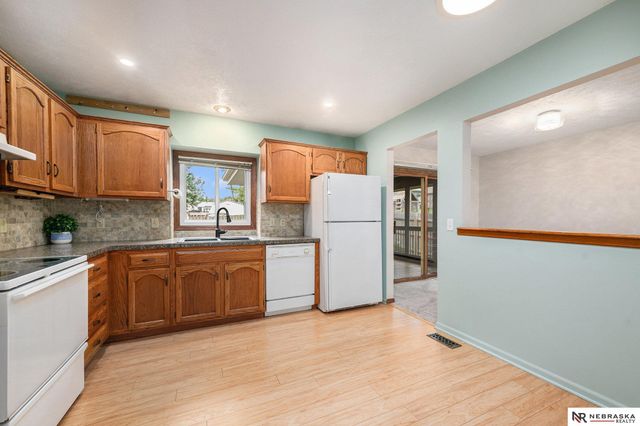 14529 Parker Street, Omaha, NE 68154