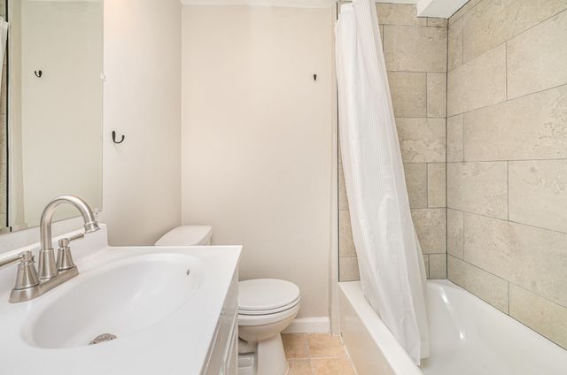 1308 N Avondale Cir, Nashville, TN 37207