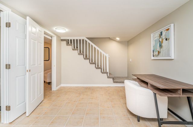 1308 N Avondale Cir, Nashville, TN 37207