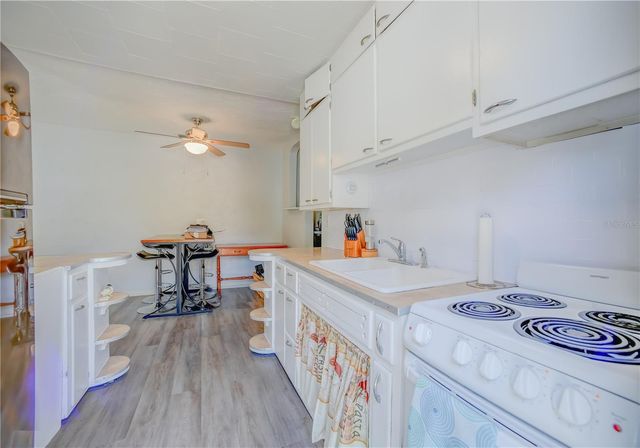 5027 28TH AVENUE S, Gulfport, FL 33707