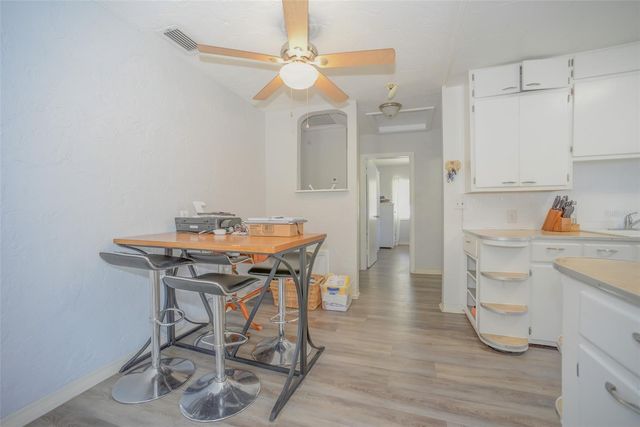 5027 28TH AVENUE S, Gulfport, FL 33707