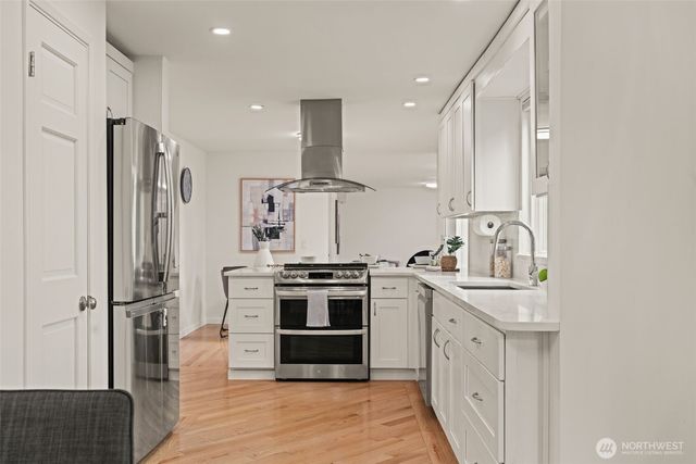 8615 184th Street SW, Edmonds, WA 98026