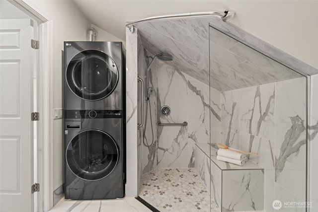 8615 184th Street SW, Edmonds, WA 98026