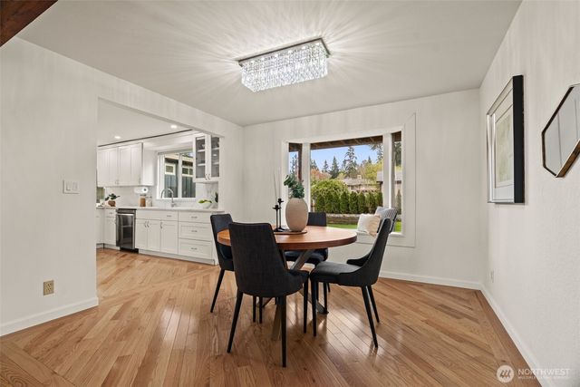 8615 184th Street SW, Edmonds, WA 98026