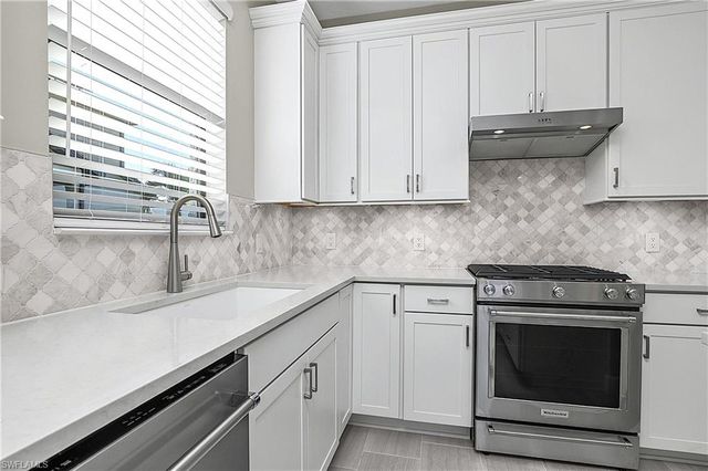 20083 Kingmont DR, Estero, FL 33928