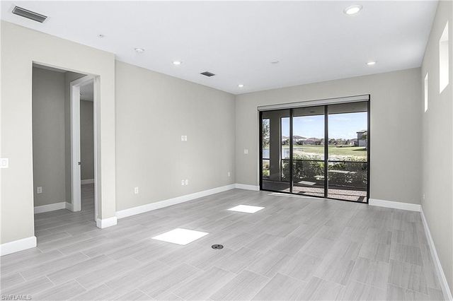 20083 Kingmont DR, Estero, FL 33928