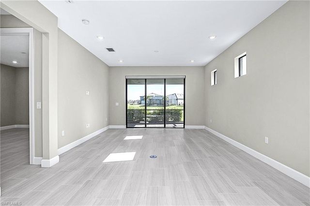 20083 Kingmont DR, Estero, FL 33928