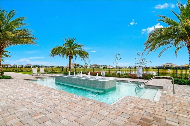 20083 Kingmont DR, Estero, FL 33928