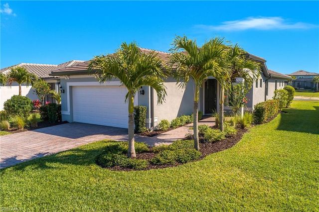 20083 Kingmont DR, Estero, FL 33928