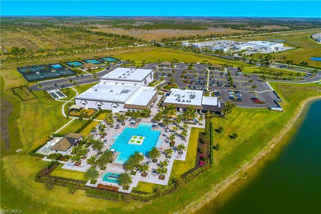 20083 Kingmont DR, Estero, FL 33928