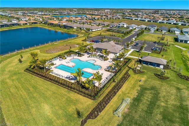 20083 Kingmont DR, Estero, FL 33928