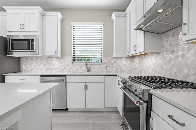 20083 Kingmont DR, Estero, FL 33928