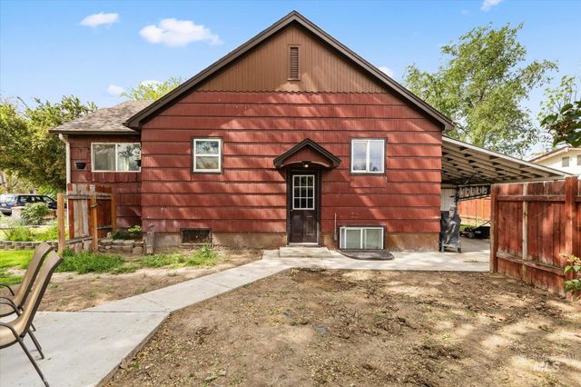 1203 13th Ave S, Nampa, ID 83651