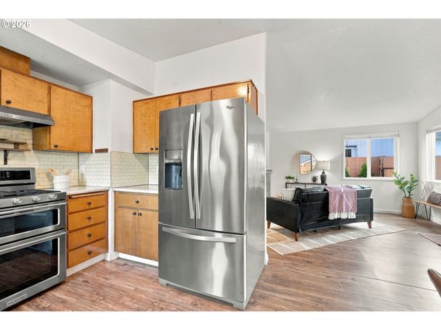 6936 N RICHARDS St, Portland, OR 97203