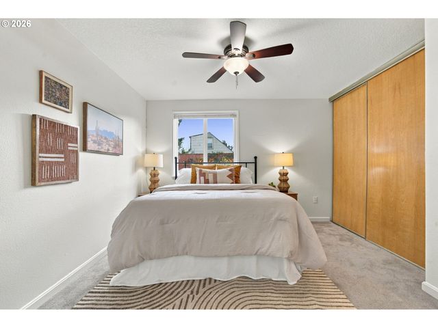 6936 N RICHARDS St, Portland, OR 97203