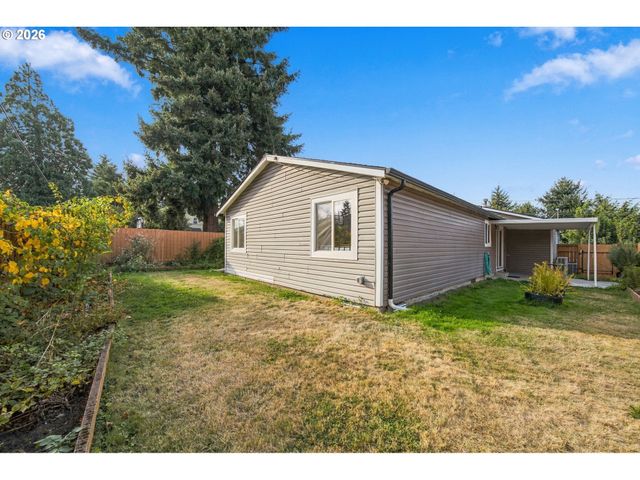 6936 N RICHARDS St, Portland, OR 97203