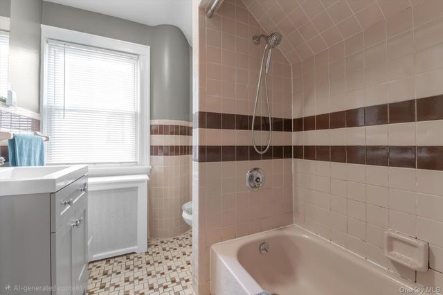 190 Bryant Avenue, Floral Park, NY 11001