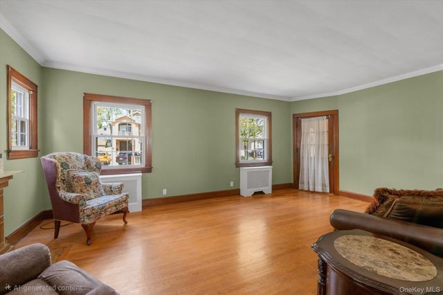 190 Bryant Avenue, Floral Park, NY 11001